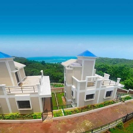 The Blue View - Sea View Villa'S Ratnagiri Bagian luar foto
