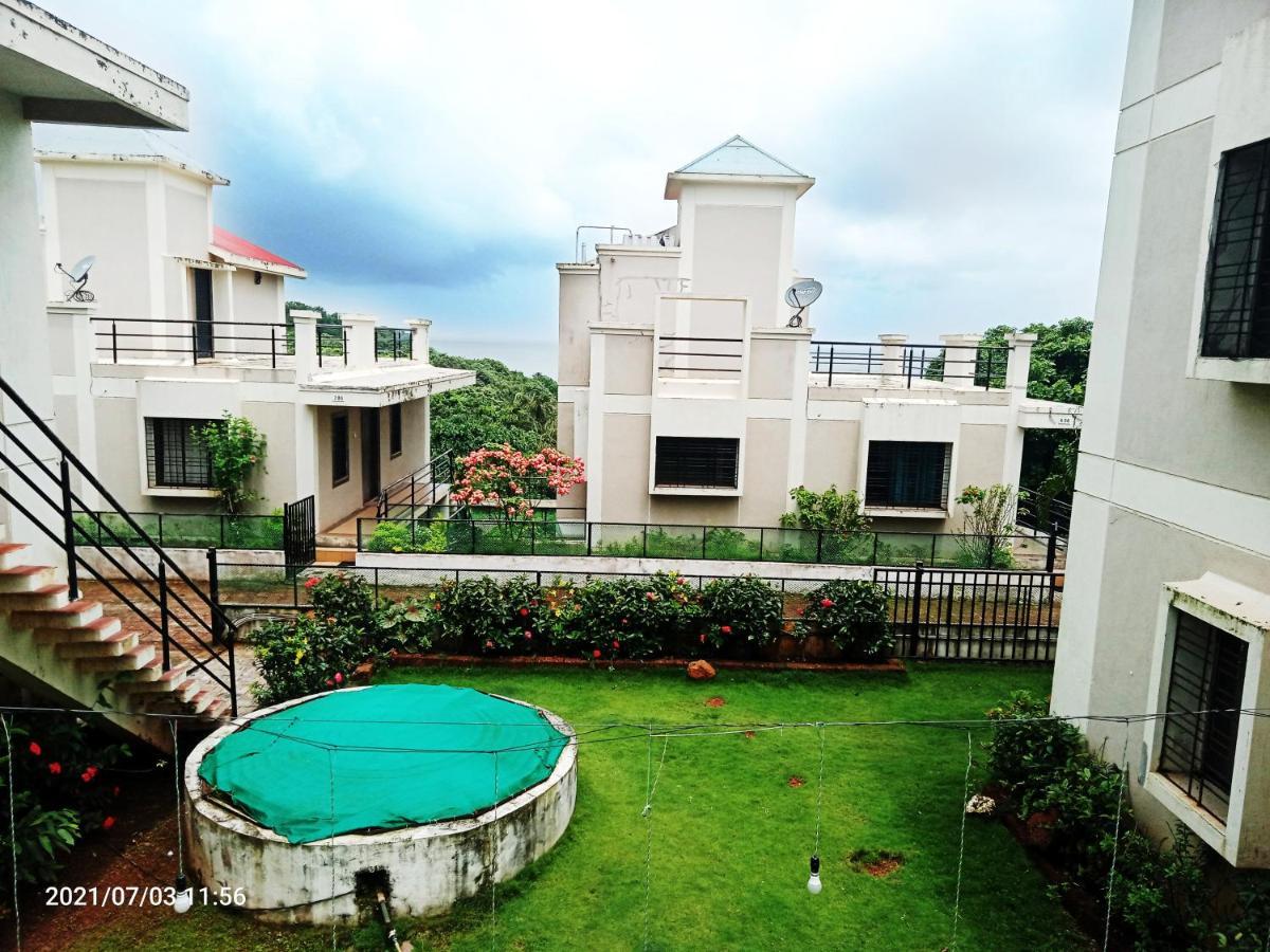 The Blue View - Sea View Villa'S Ratnagiri Bagian luar foto